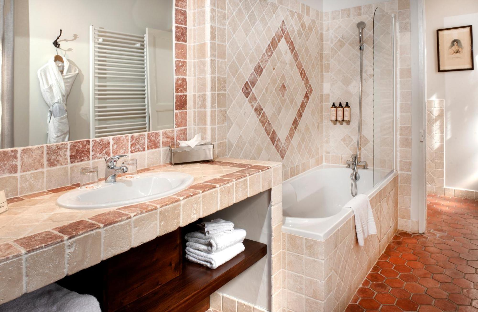 Le Clair De La Plume - Teritoria Hotel Grignan Exterior photo